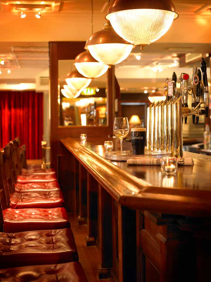 Petie Joes’s Bar